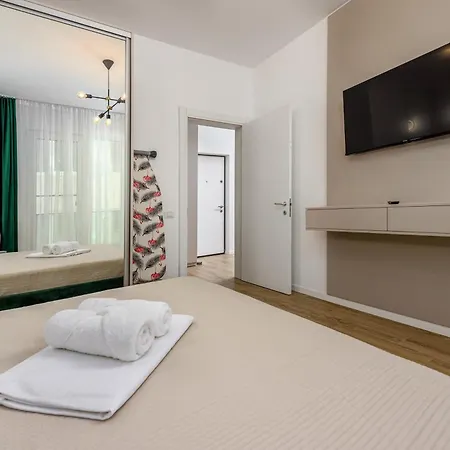 Azzurro Breeze Apartment Navodari
