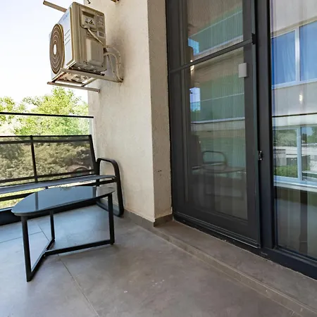 Azzurro Breeze Apartman Năvodari