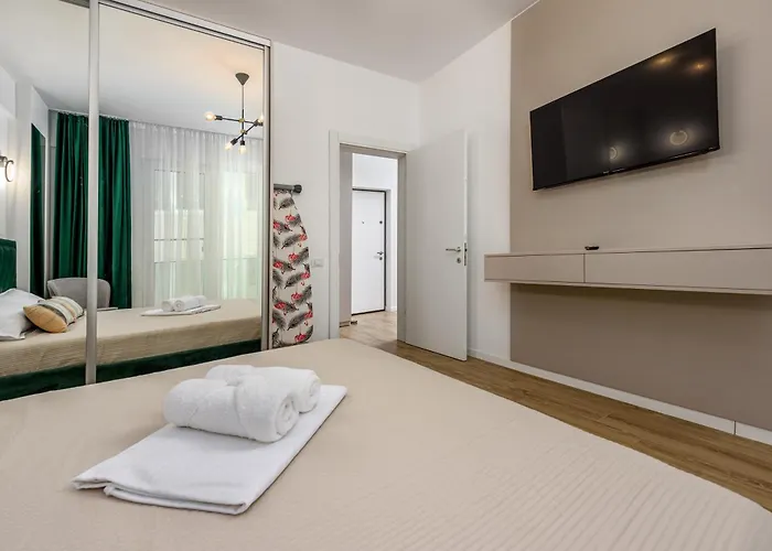 Azzurro Breeze Апартаменты Нэводари